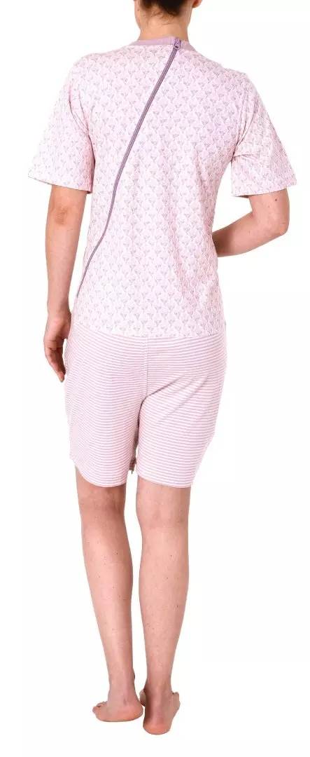 Rückansicht des kurzen Damen-Pflegeoverall von NormannCare, zeigt den Rückenreißverschluss für einfaches An- und Ausziehen, weiches, atmungsaktives Material. 29127190102